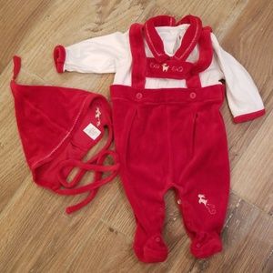 Adorable Newborn Holiday Outfit!